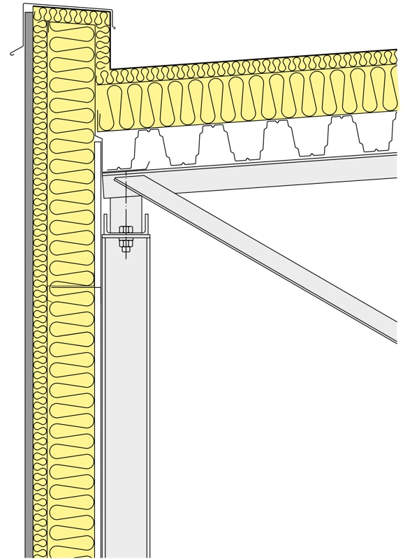Isolerad byggnad med papptak och plåtfasad.